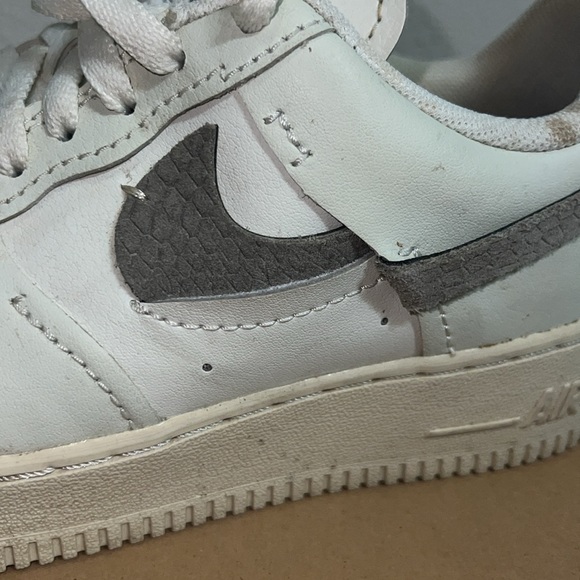 Nike Air Force 1 Low LXX
Sea Glass Python (Women's) - Picture 9 of 11